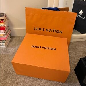 Empty Louis Vuitton Orange Box + ribbons (no bag included)